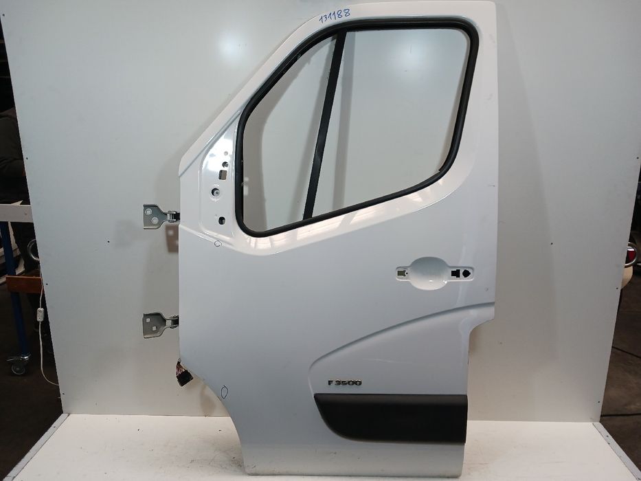 Porta frente esquerda RENAULT Master III (FV)