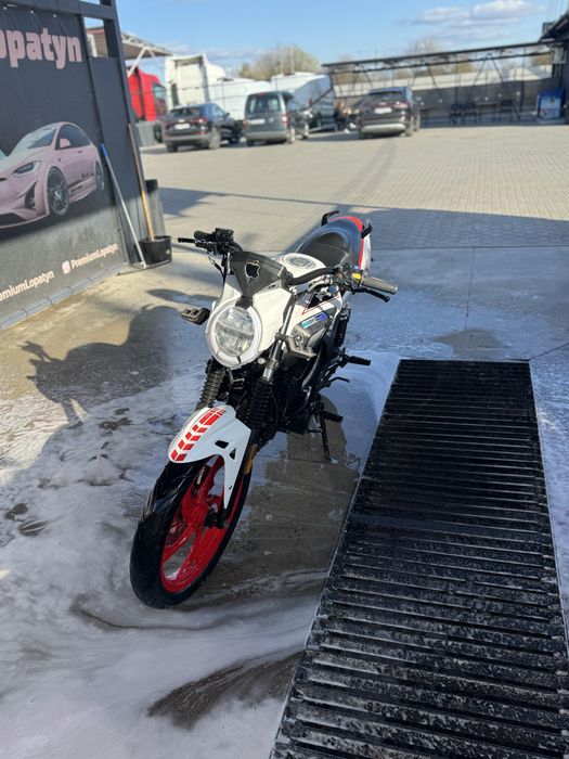 Musstang Xtreet 250