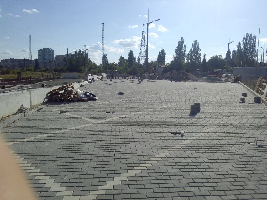 Тротуарна плитка Цегла 30-80мм сіра