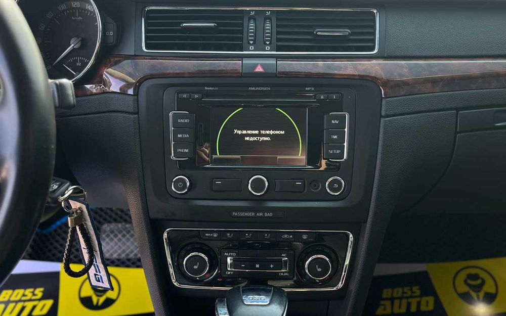 Skoda Superb 2011