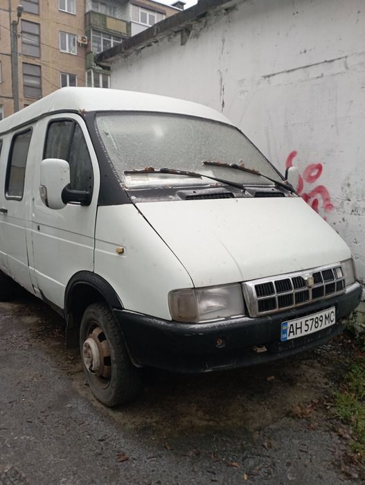 Продам газель  легковой пассажирский