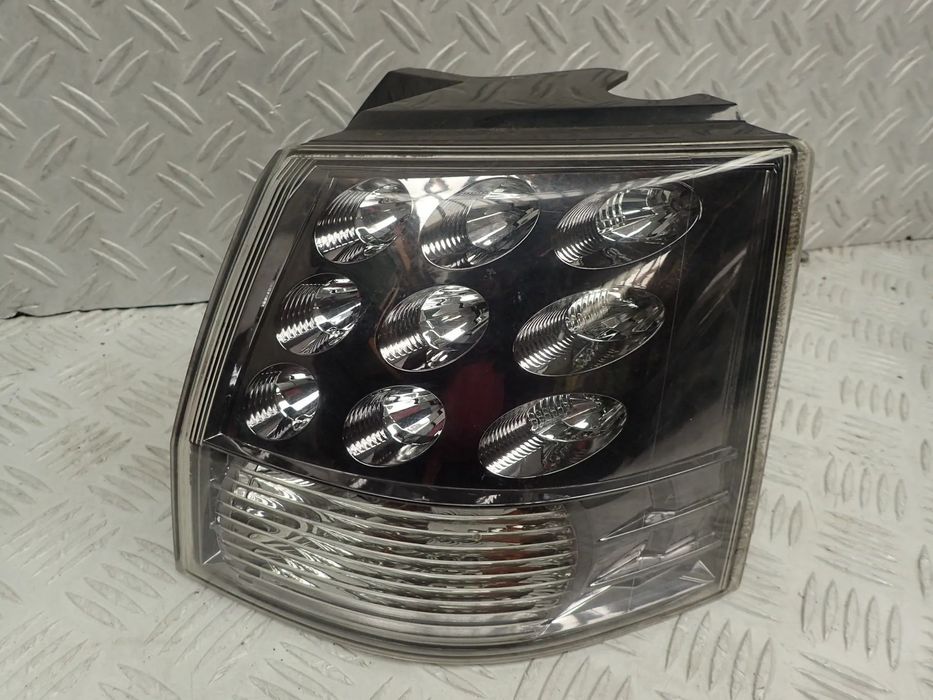 LAMPA MITSUBISHI OUTLANDER