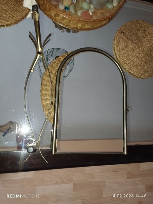 Angielskie lustro stojące vintage w złotej ramie