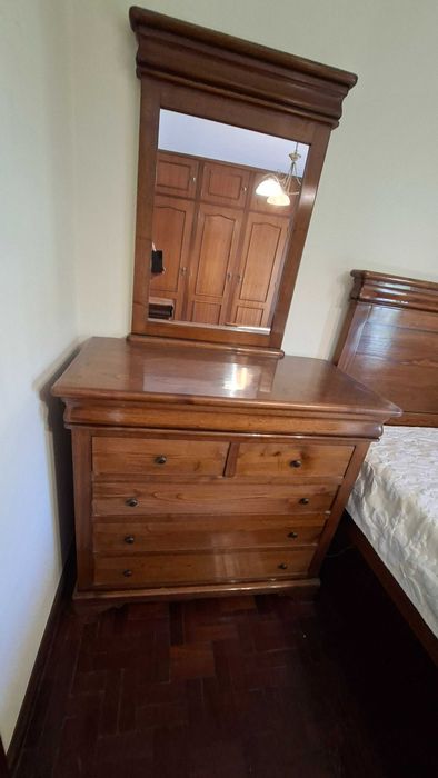 Moveis de quarto cerejeira Maciça