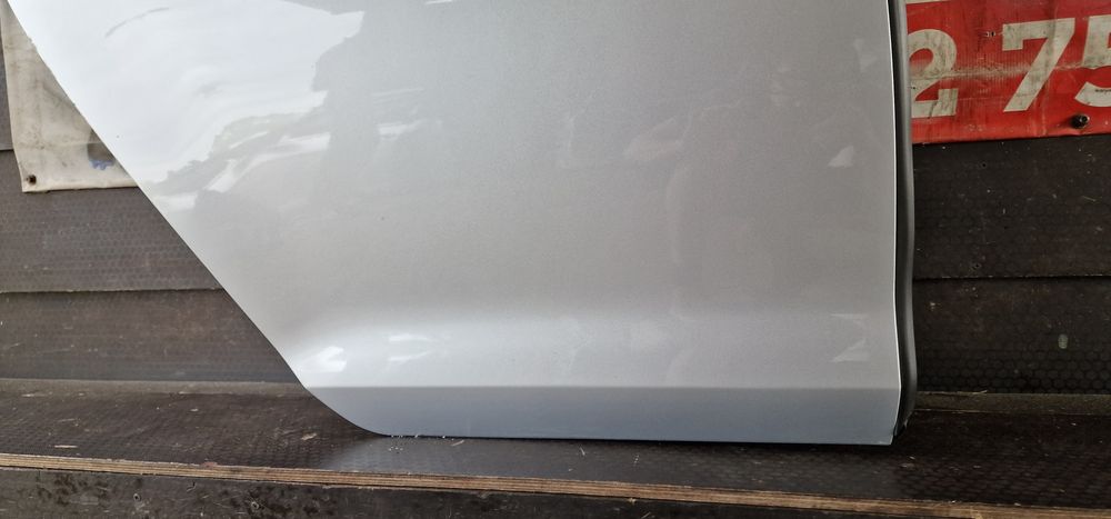 VW GOLF 7 VII 5G Drzwi Tył Tylne Prawe  LA7W HB