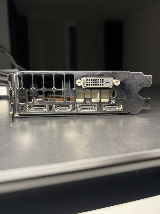 GTX 1070 TI EVGA Hybrid SC