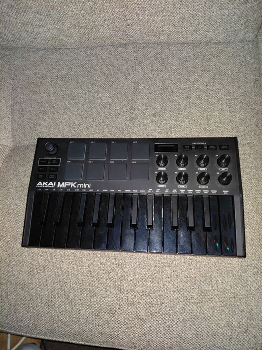 Teclado  akai mpk mini