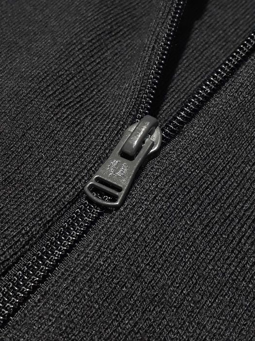 Кофта на замок Fred Perry розмір М