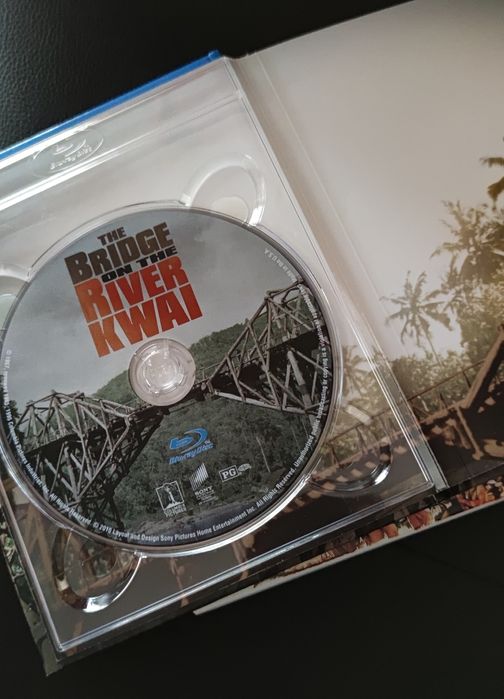A Ponte do Rio Kwai - Edição Limitada Digibook - Blu-ray