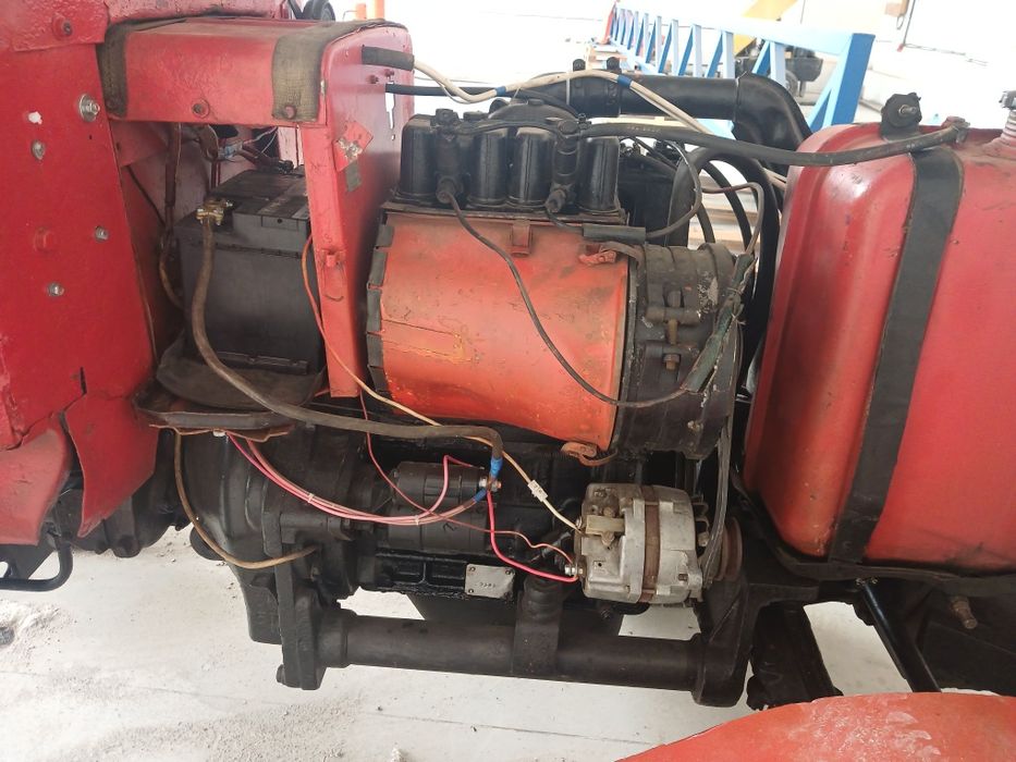 Продається трактор т25.