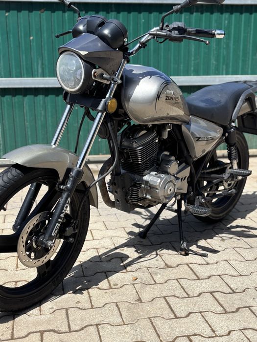 Moto zontes 125