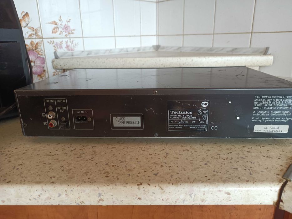 CD technics SL-PG3