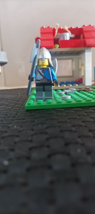 Carrinhos e peças da lego