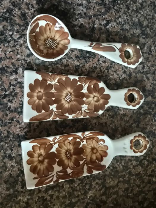 Fajansowe ozdoby - mini przybory kuchenne