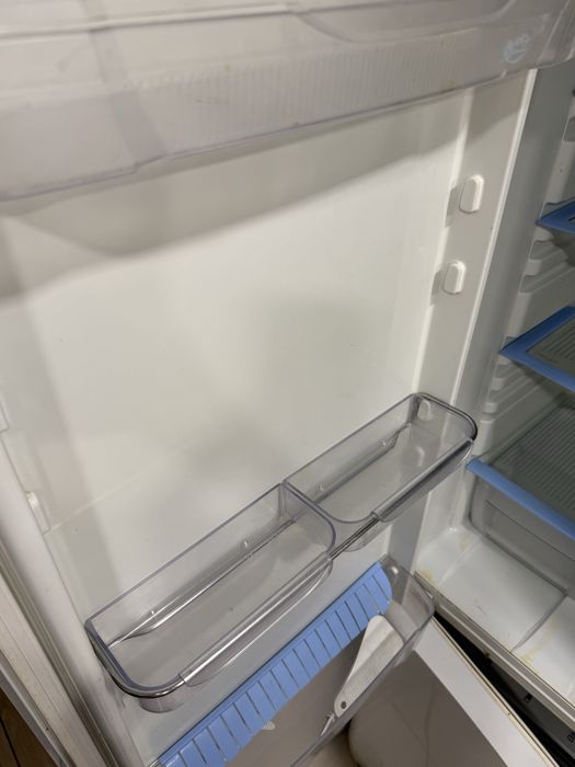 Холодильник Indesit