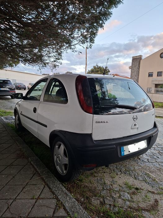 Opel Corsa C 2004 NEGOCIÁVEL