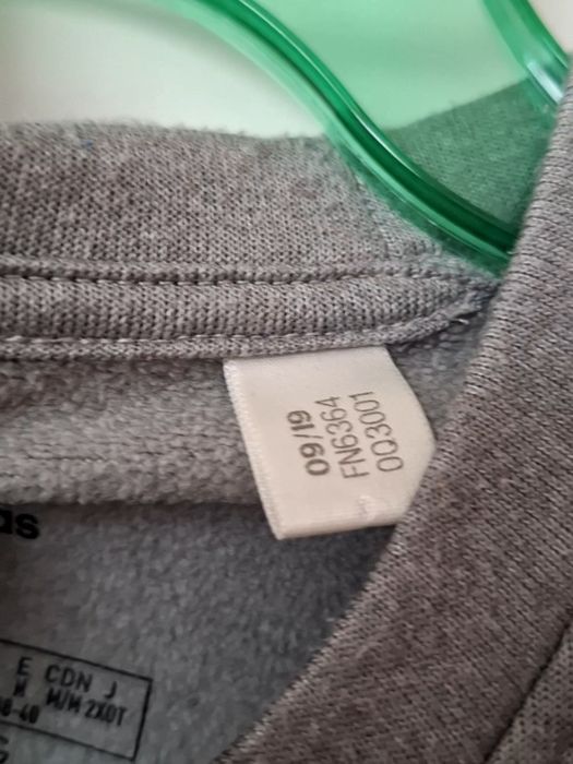 Adidas sportowa bluza do biegania z okrągłym dekoltem r. M