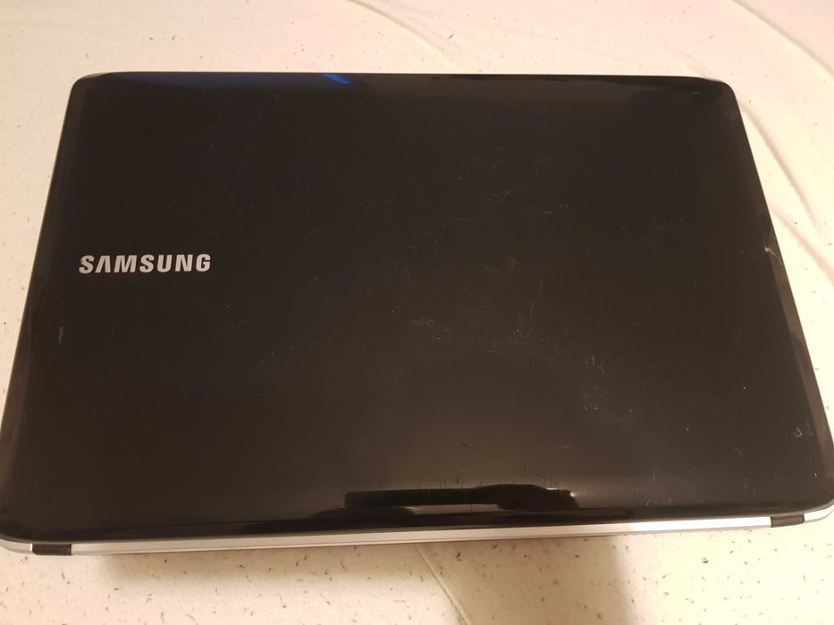 Ноутбук SAMSUNG RV508