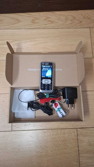 Nokia 6120c, czarno-srebrna, komplet, sprawna