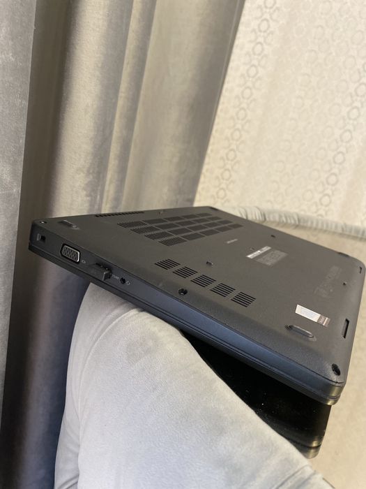 Ноутбук Dell Latitude 5490