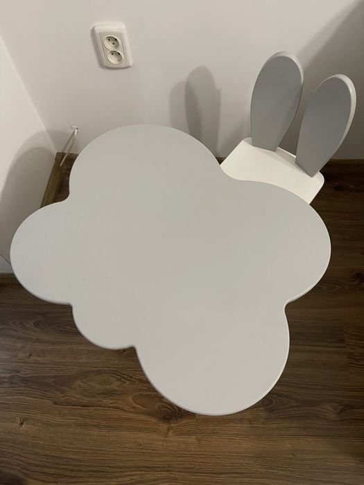 Столик хмаринка/ стільчик зайчик