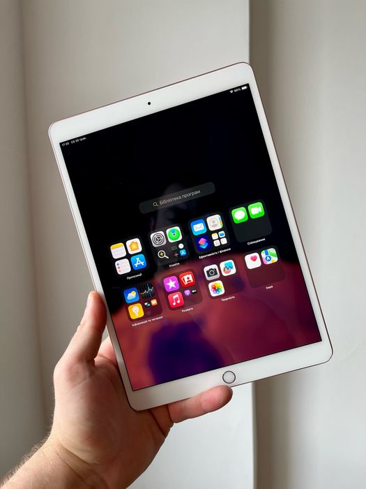 ipad pro 105 512 - купити планшети - Ціна на OLX.ua