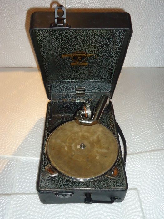 Патефон малого габарита Columbia №100