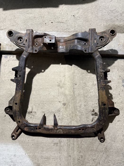 подрамник опель комбо 1,7 д