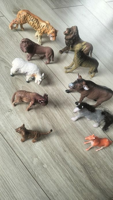 Zwierzątka figurki