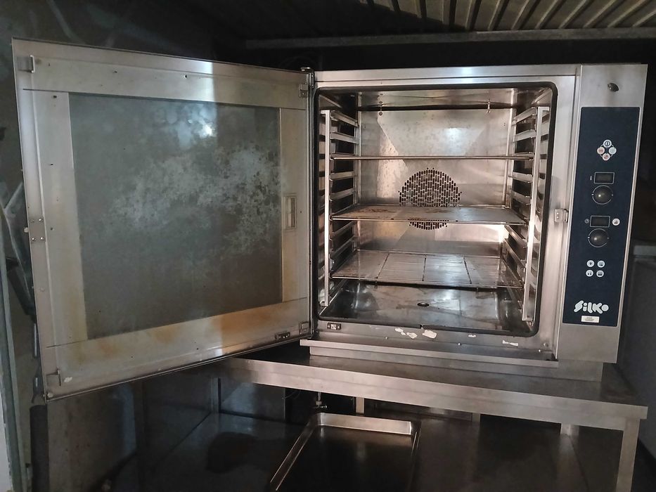 Forno Industrial 102X99X99 com Bancada Inox 100X100 + 70X80.