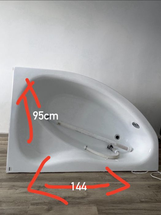 Wanna asymetryczna narożna