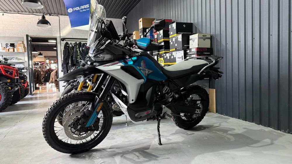 Мотоцикл CFMOTO 800MT-X