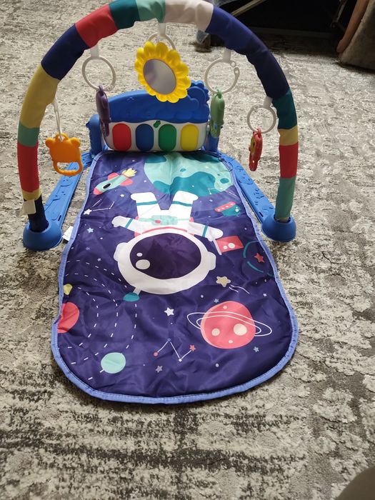 Розвиваюча іграшка