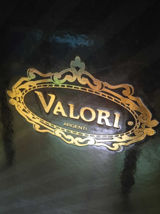 Espelho com  moldura em prata maciça