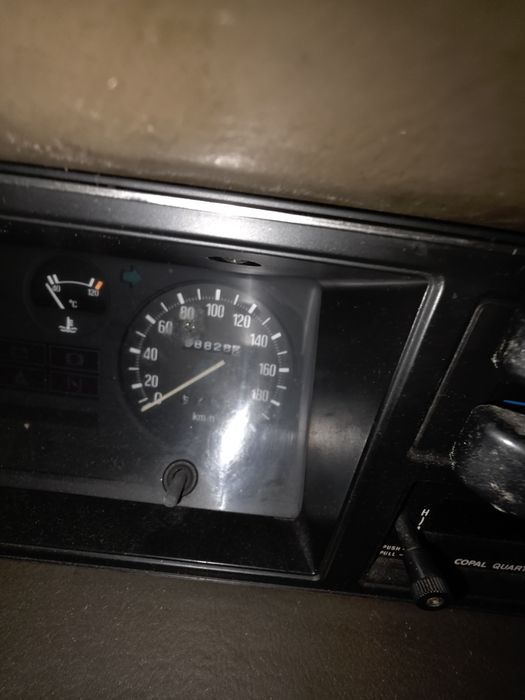 Vendo Mazda 929L (Clássico)