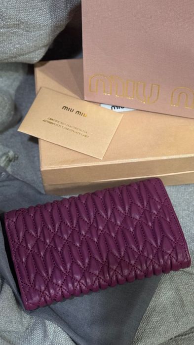 Гаманець Miu Miu шкіряний