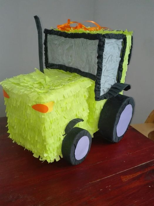 Piniata traktor ciągnik