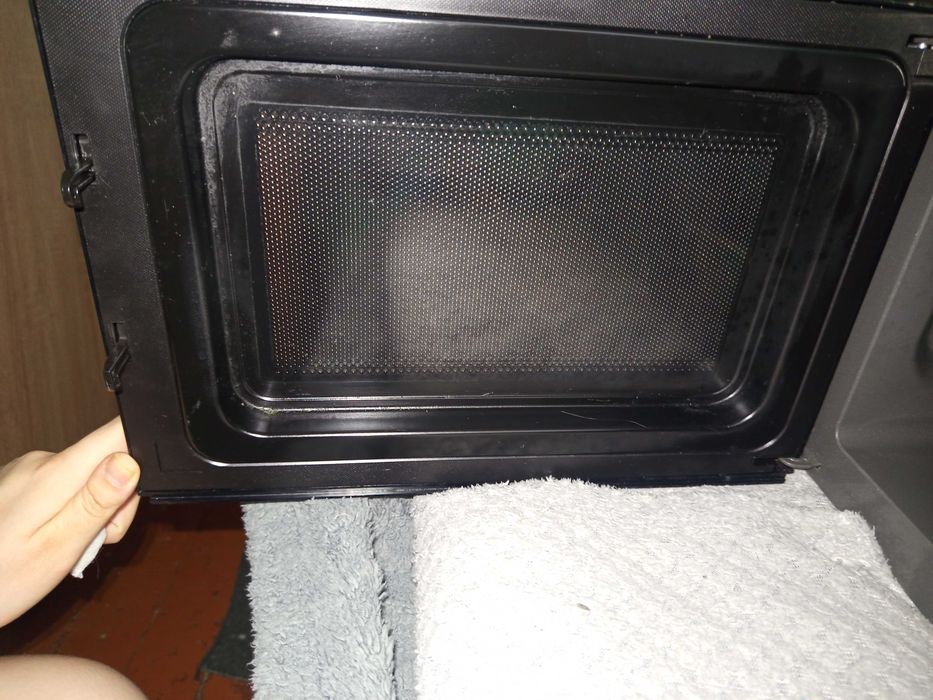 Мікрохвильова піч