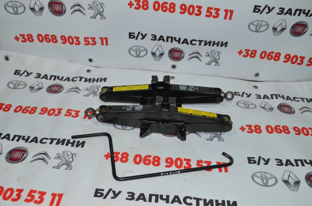 Домкрат Toyota Avensis 2003-2009 Тойота авенсіс