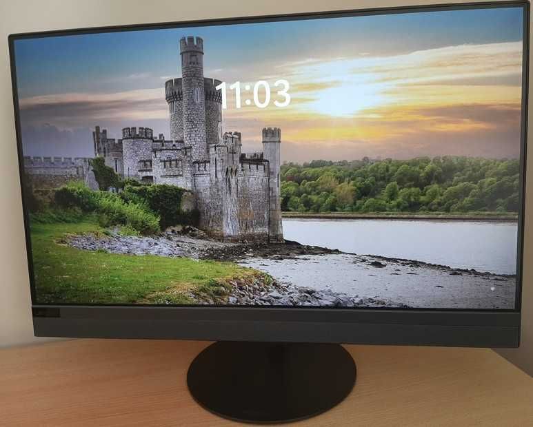 Computador LENOVO IdeaCentre 520-24ICB