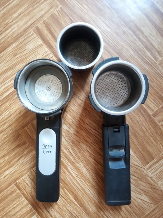 Держатель рожок с фильтром для кофеварки Delonghi.