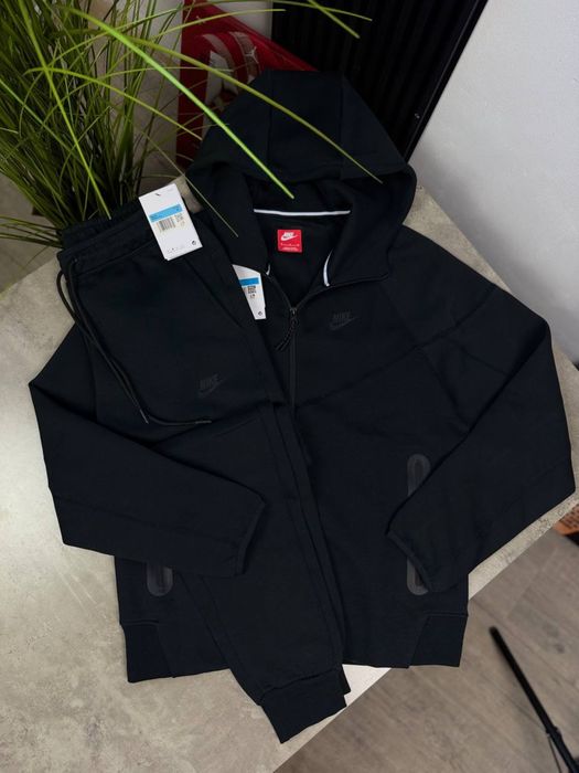 Спортивний костюм Nike Tech Fleece чорний костюм найк теч фліс чорний