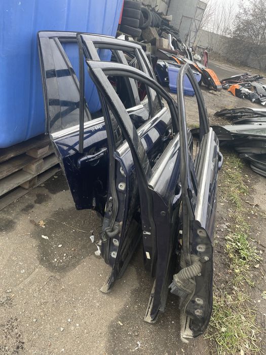 Двери Ford Edge 2011 гг синие