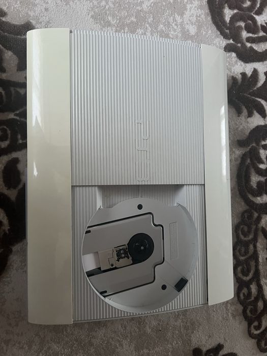 PS3 Super Slim б/у