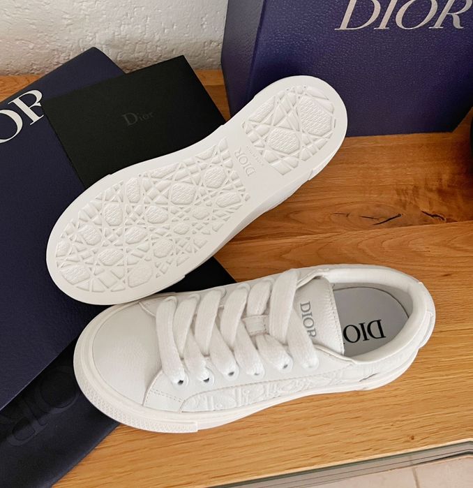 Sneakersy Dior białe