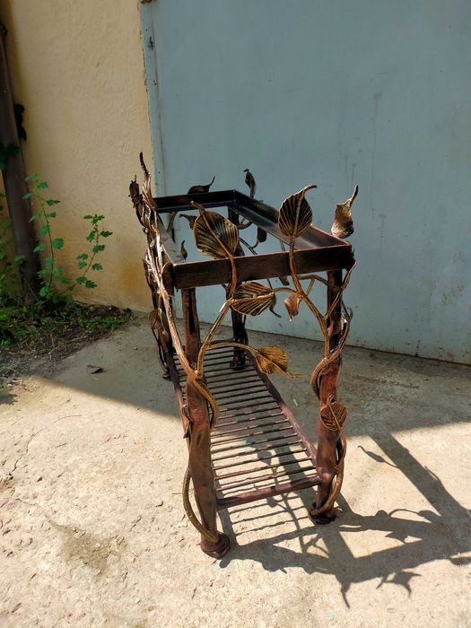 Акваріум з підставкою