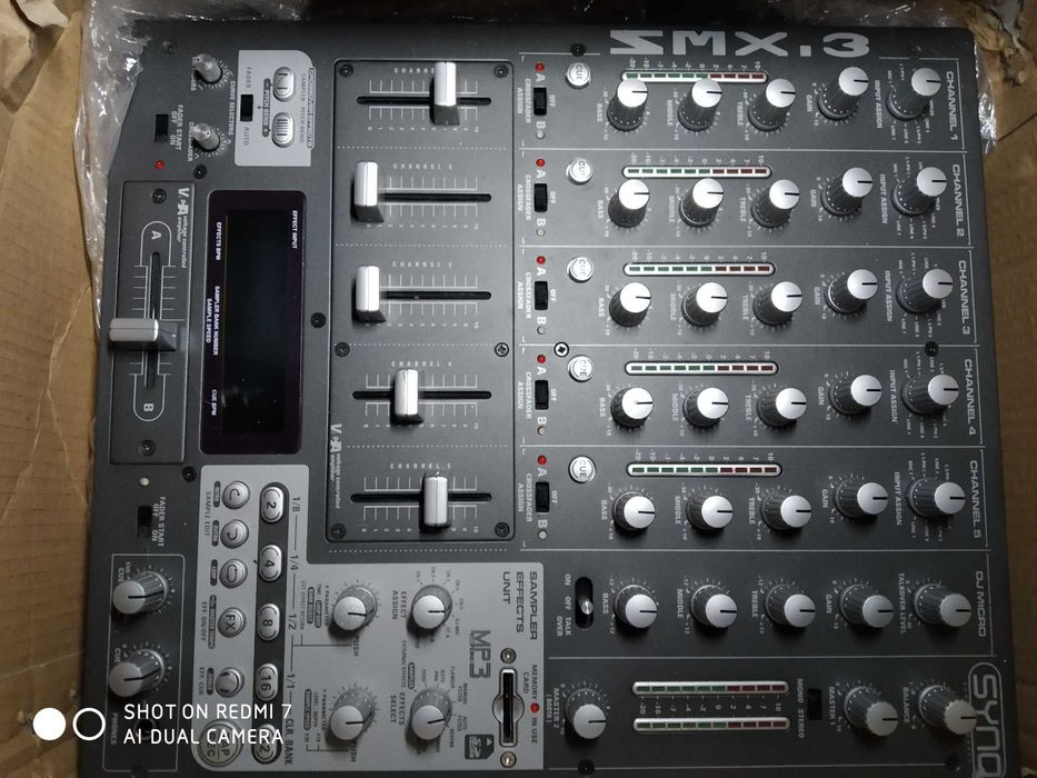 Mesa de Mistura SYNQ SMX-3