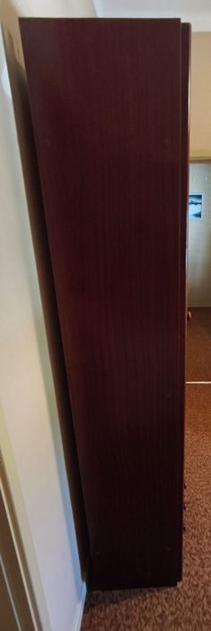 2 Cristaleiras Muito Estimadas em Madeira