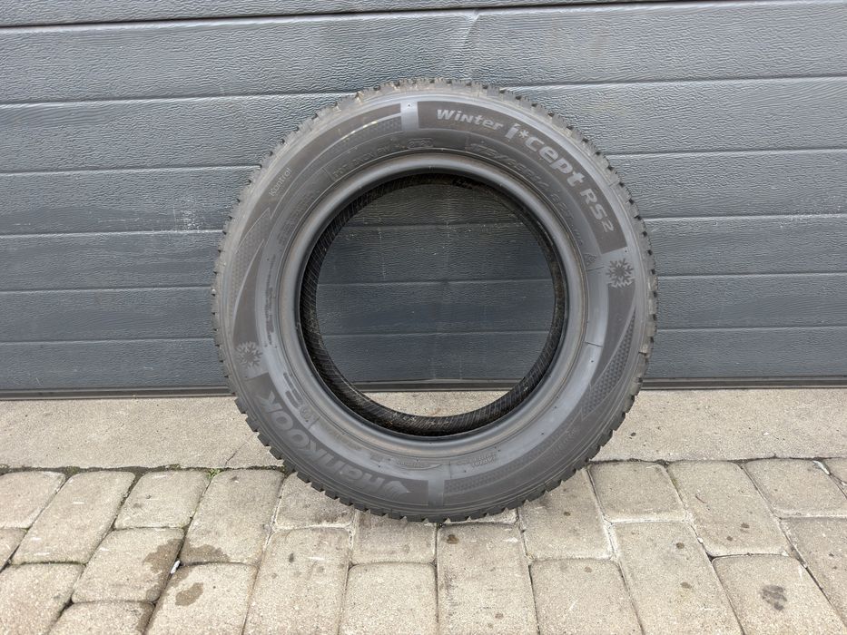 Pojedyncza opona zimowa Hankook 175/65/14 82T