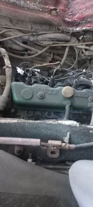 Nissan urban 89год 2,3  дизель